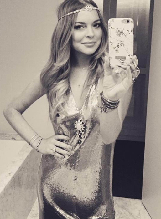 Lindsay Lohan bjuder på en selfie. Lindsay Lohan bjuder på en selfie.