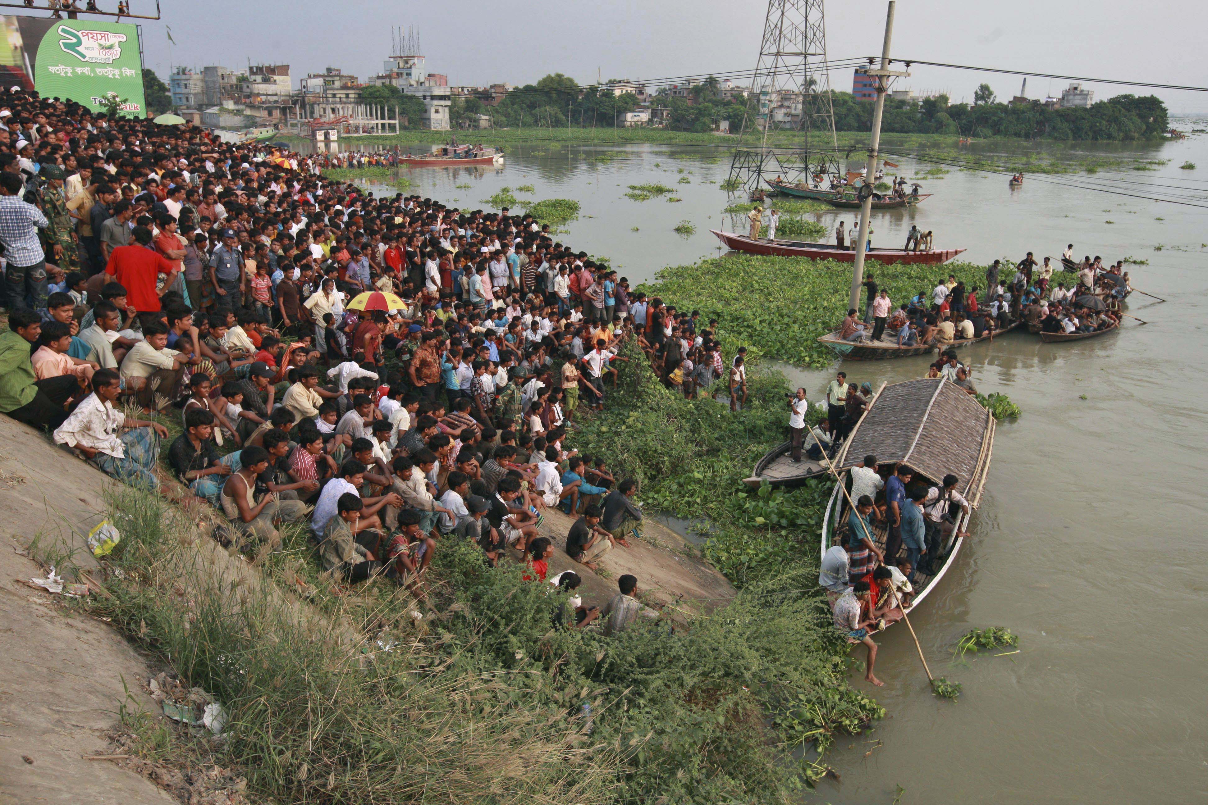 Olycka, Buss, Bangladesh, regn, Flod, Vatten