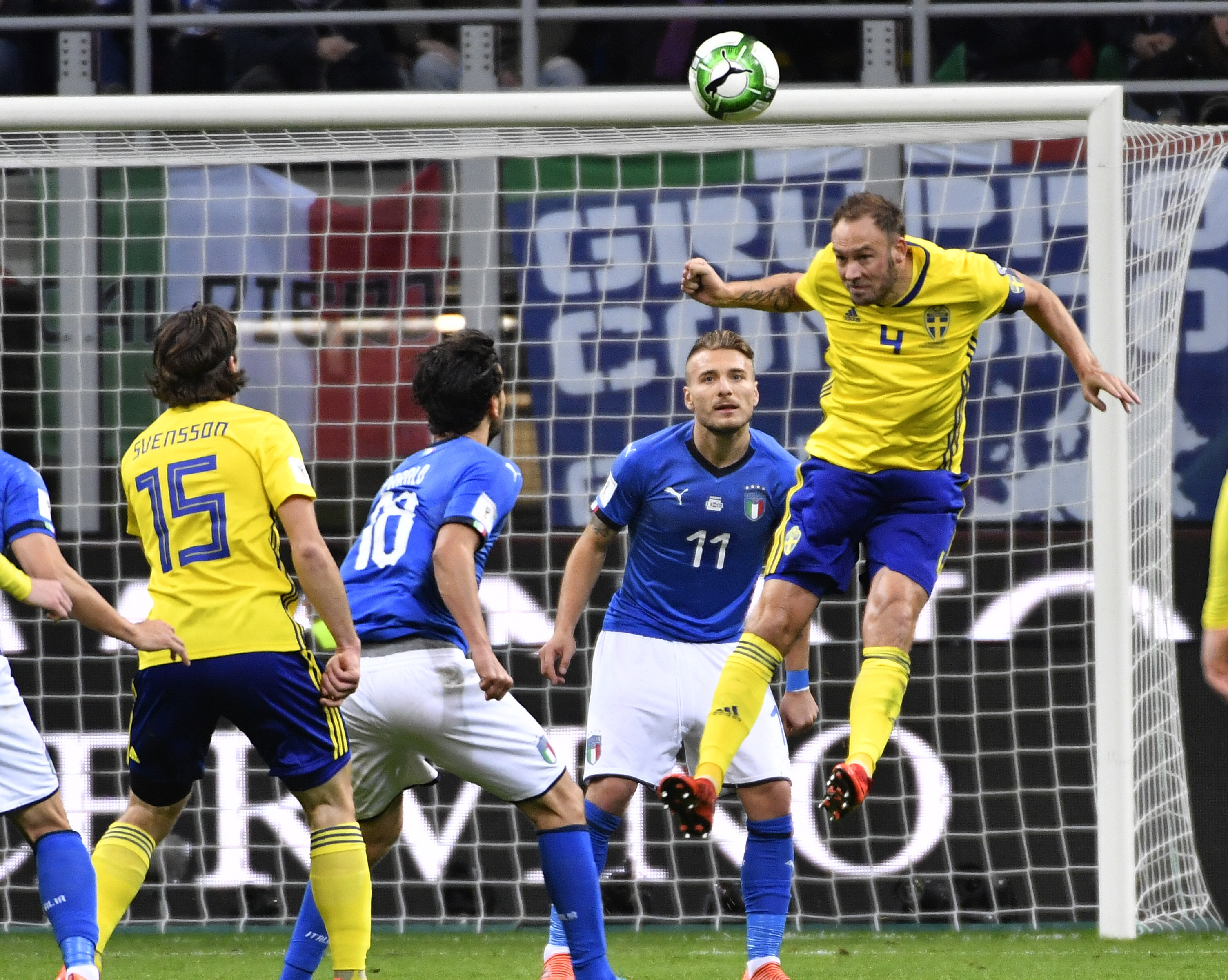 Andreas Granqvist var en riktig klippa i första halvlek Andreas Granqvist var en riktig klippa i första halvlek