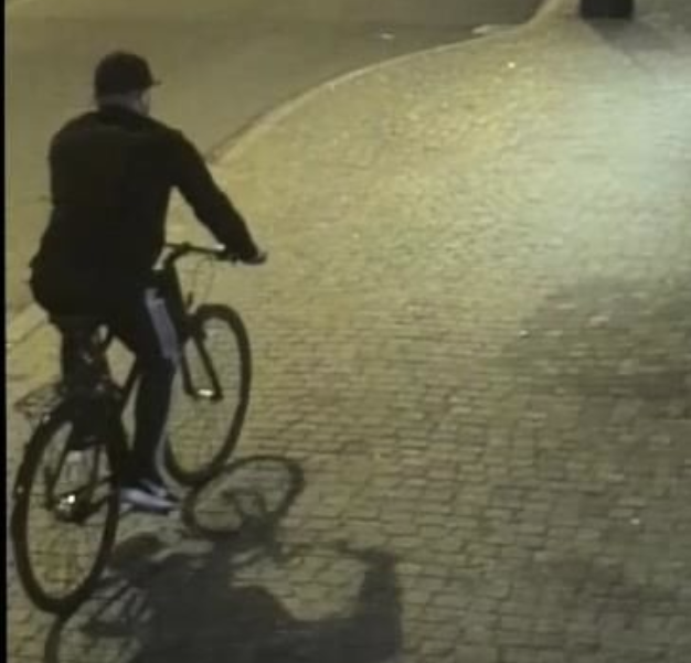 man på cykel. man på cykel.
