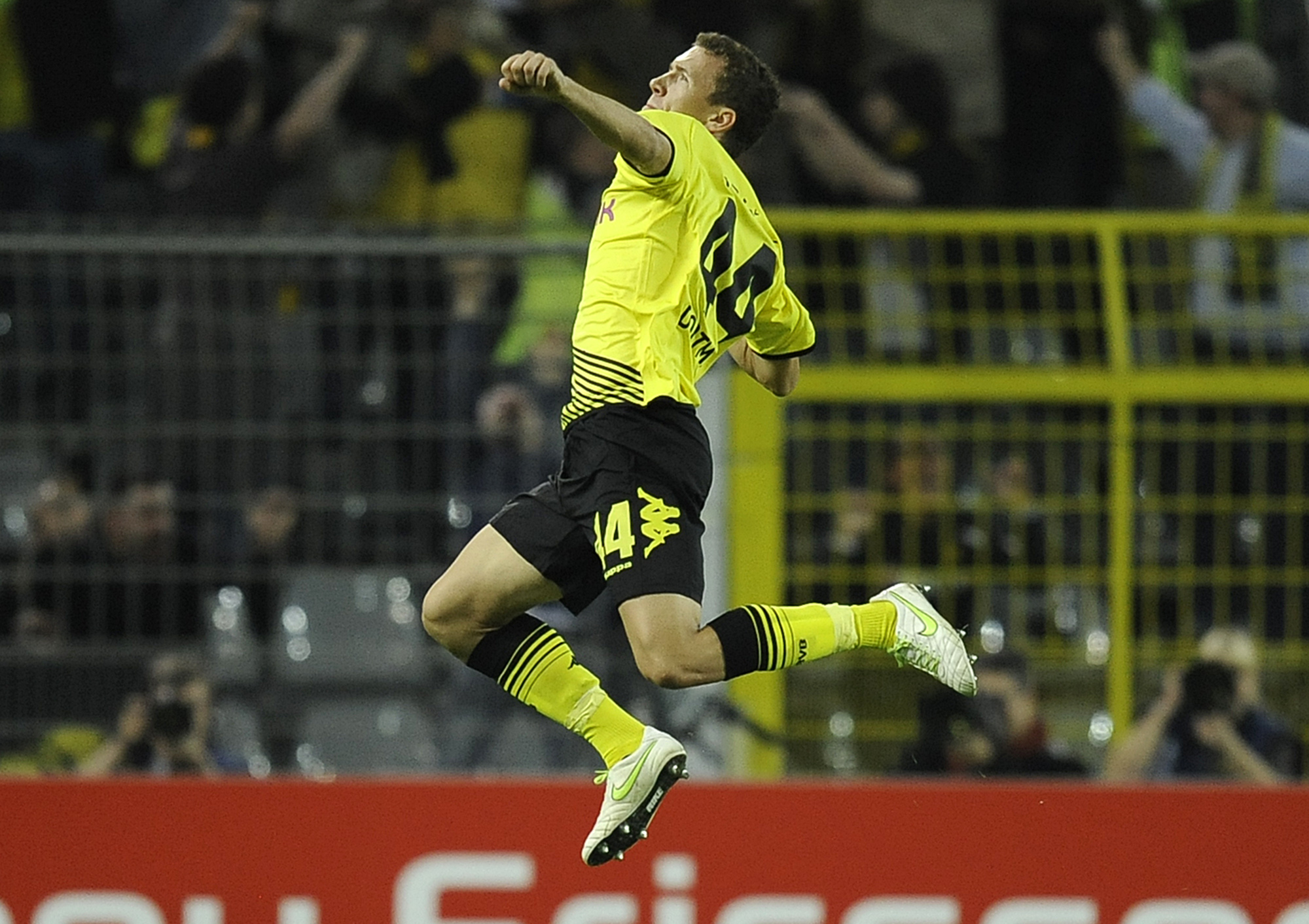 Ivan Perisic, Dortmund, gjorde omgångens vackraste mål.