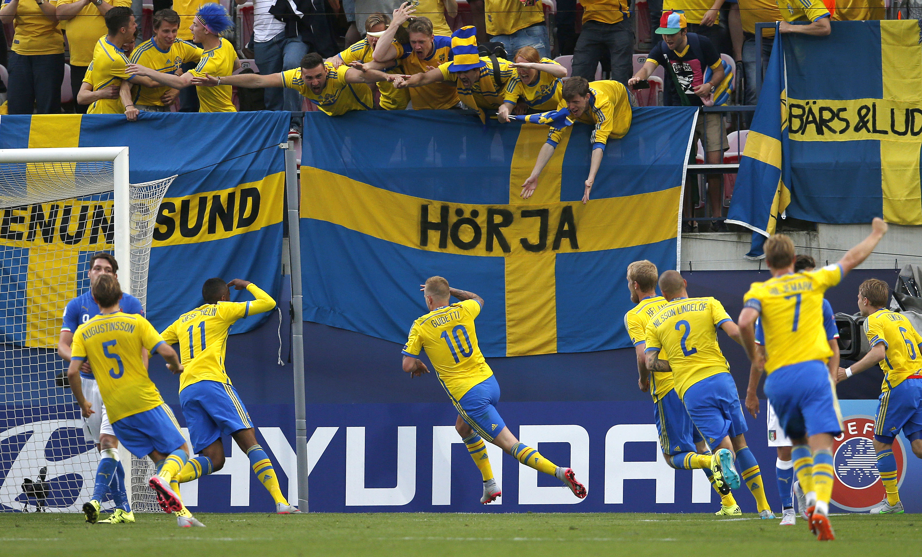 Men Guidetti kvitterade i andra halvlek. Men Guidetti kvitterade i andra halvlek.