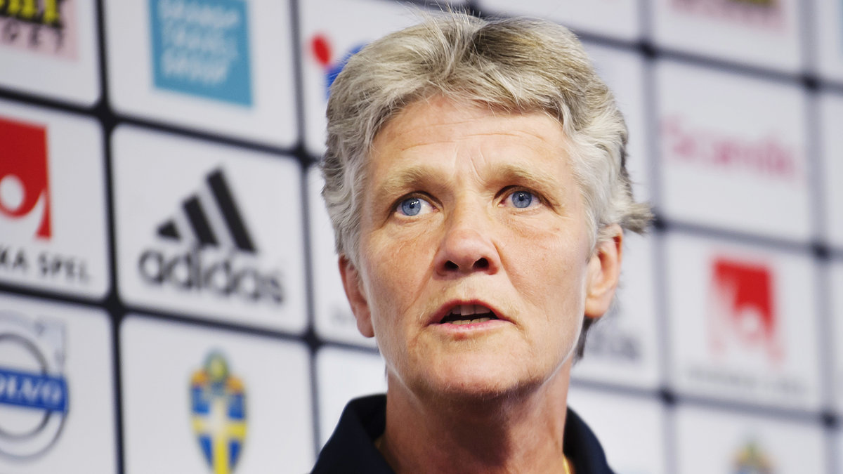 Pia Sundhage tycker inte om att se siffrorna från Nyheter24:s stora granskning av könsfördelningen inom svensk fotboll. 
