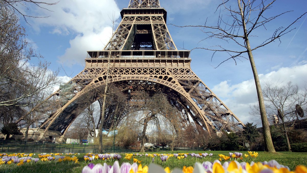 Inga fler selfies vid Eiffeltornet? 