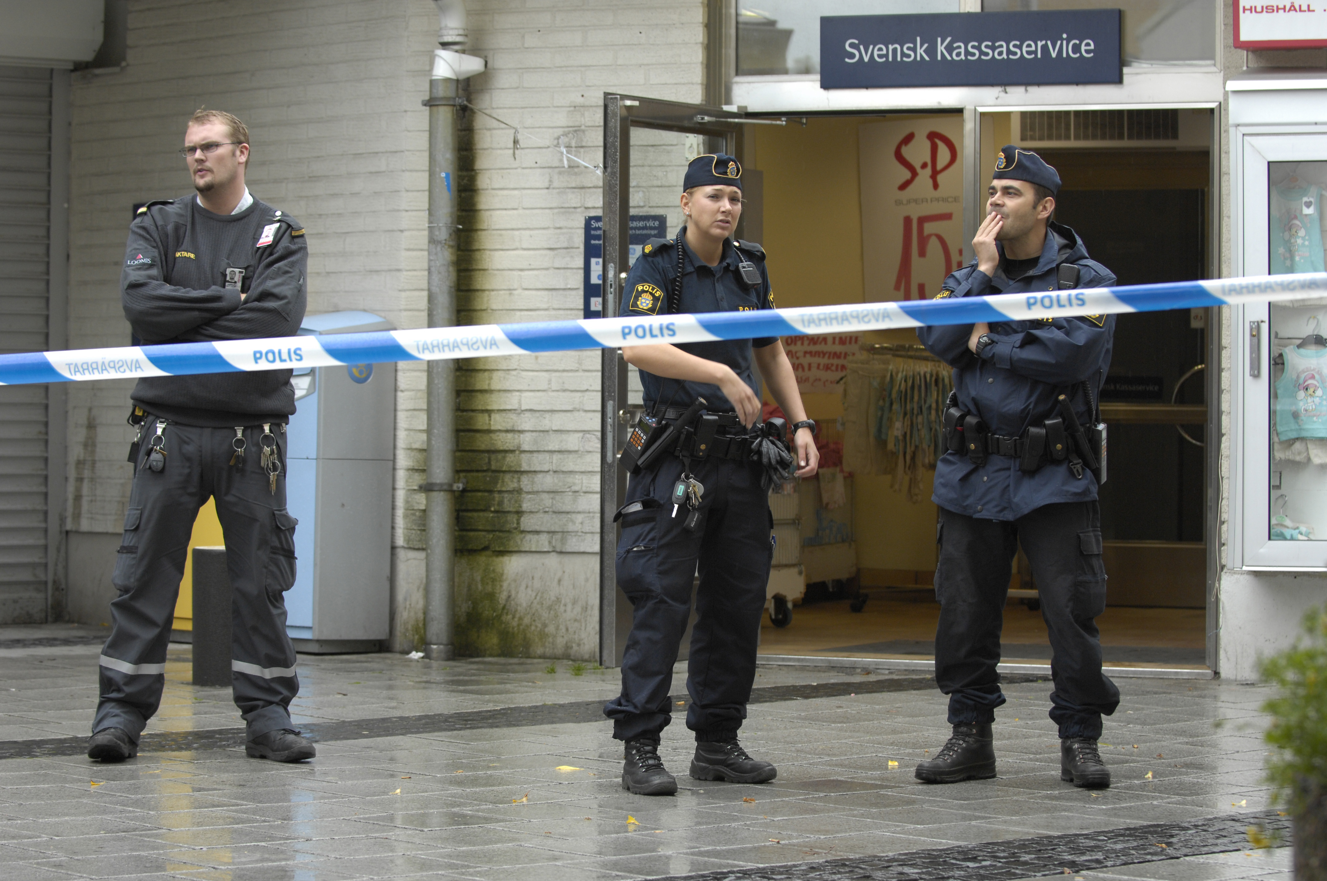 Brott och straff, Rinkeby, Polisen, Skottlossning