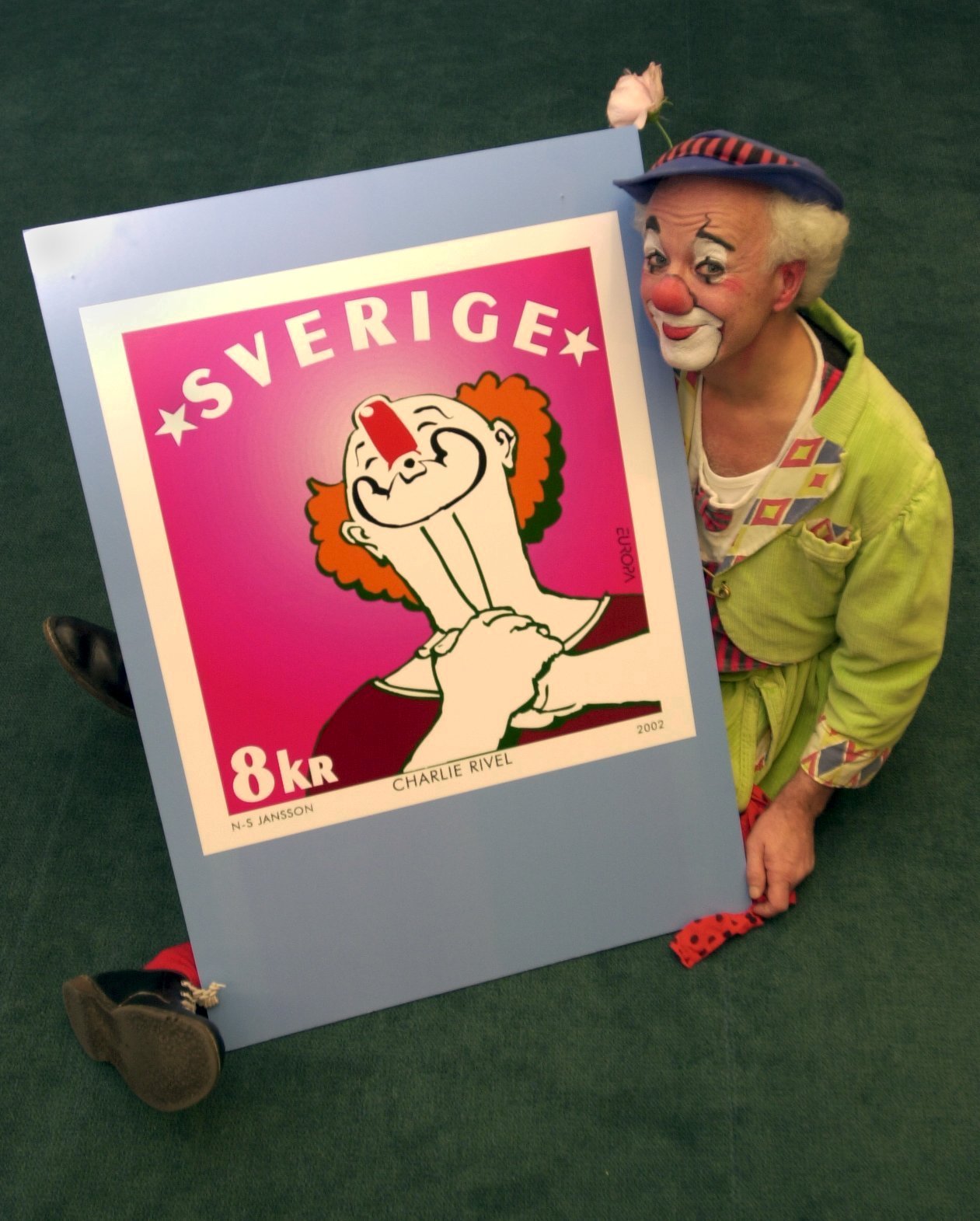 Esabelle Dingizian, Ålderdomshem, Miljöpartiet, Clownen Manne, Clown, Riksdagsvalet 2010
