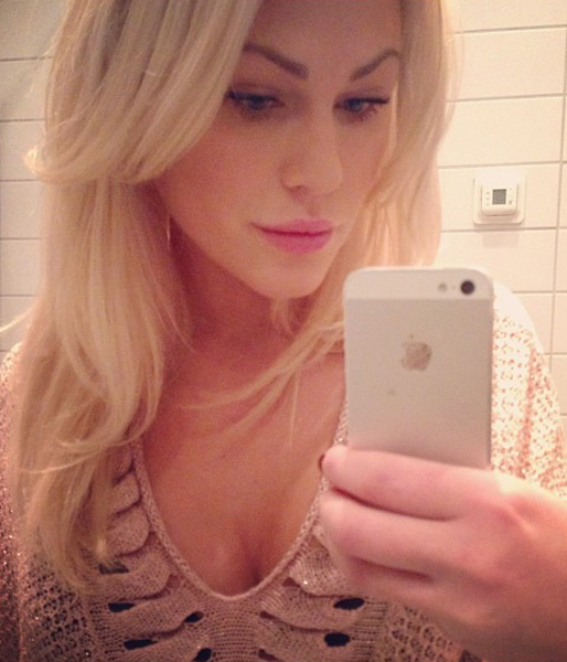 Anna Hibbs var lika snygg som alltid - här innan fredagens partaj. Anna Hibbs var lika snygg som alltid - här innan fredagens partaj.