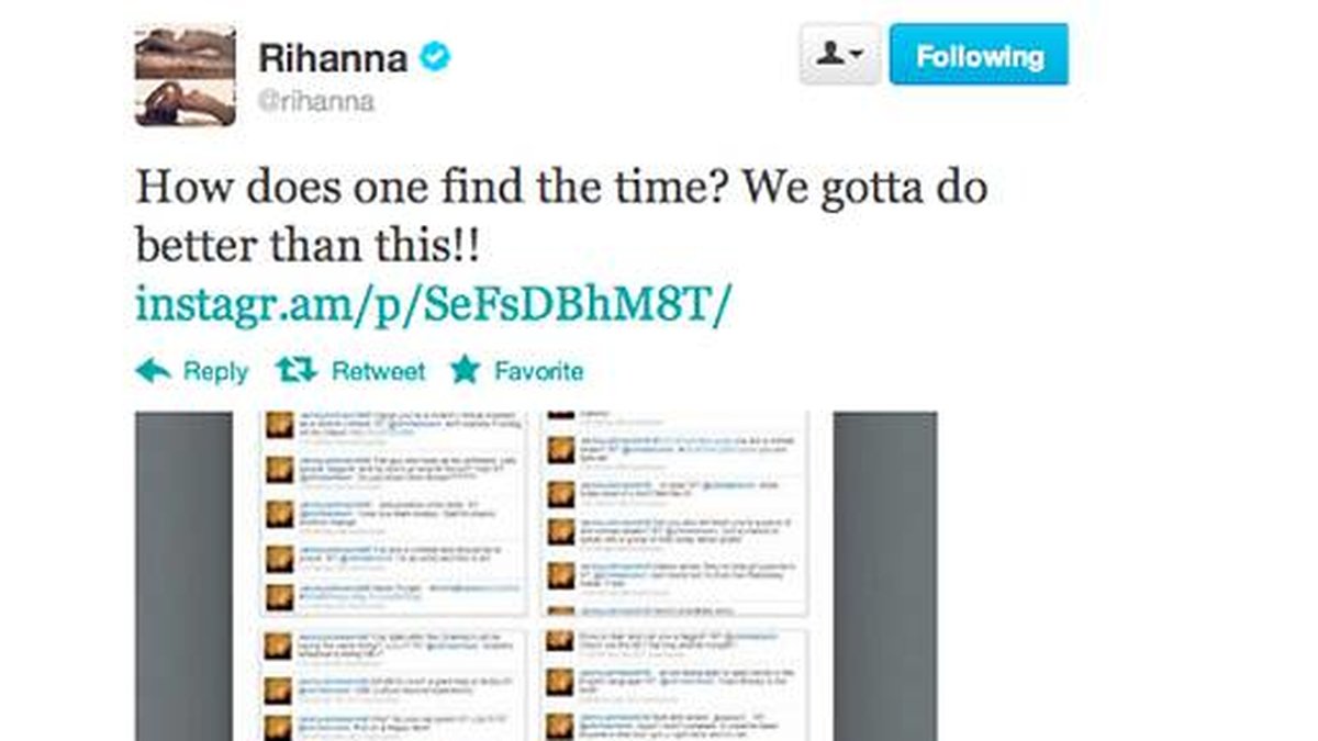 Efter sitt hysteriska utbrott avslutade Chris Brown sitt twitterkonto. Men Chris Brown fick stöd från sin flickvän Rihanna.