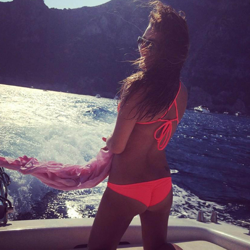 Lea Michele njuter av semester i Italien. Lea Michele njuter av semester i Italien.