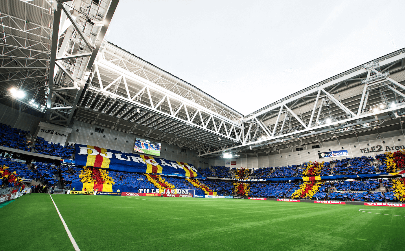 I premiären 2015 mot Elfsborg täckte fansen nästan hela Tele2 Arena med färgerna, gult, rött och blått. I premiären 2015 mot Elfsborg täckte fansen nästan hela Tele2 Arena med färgerna, gult, rött och blått.