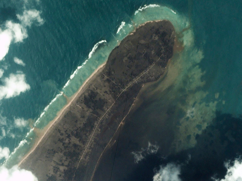 Förödelse i Kanokupolu på Tongas huvudö Tongatapu efter det underjordiska vulkanutbrottet.