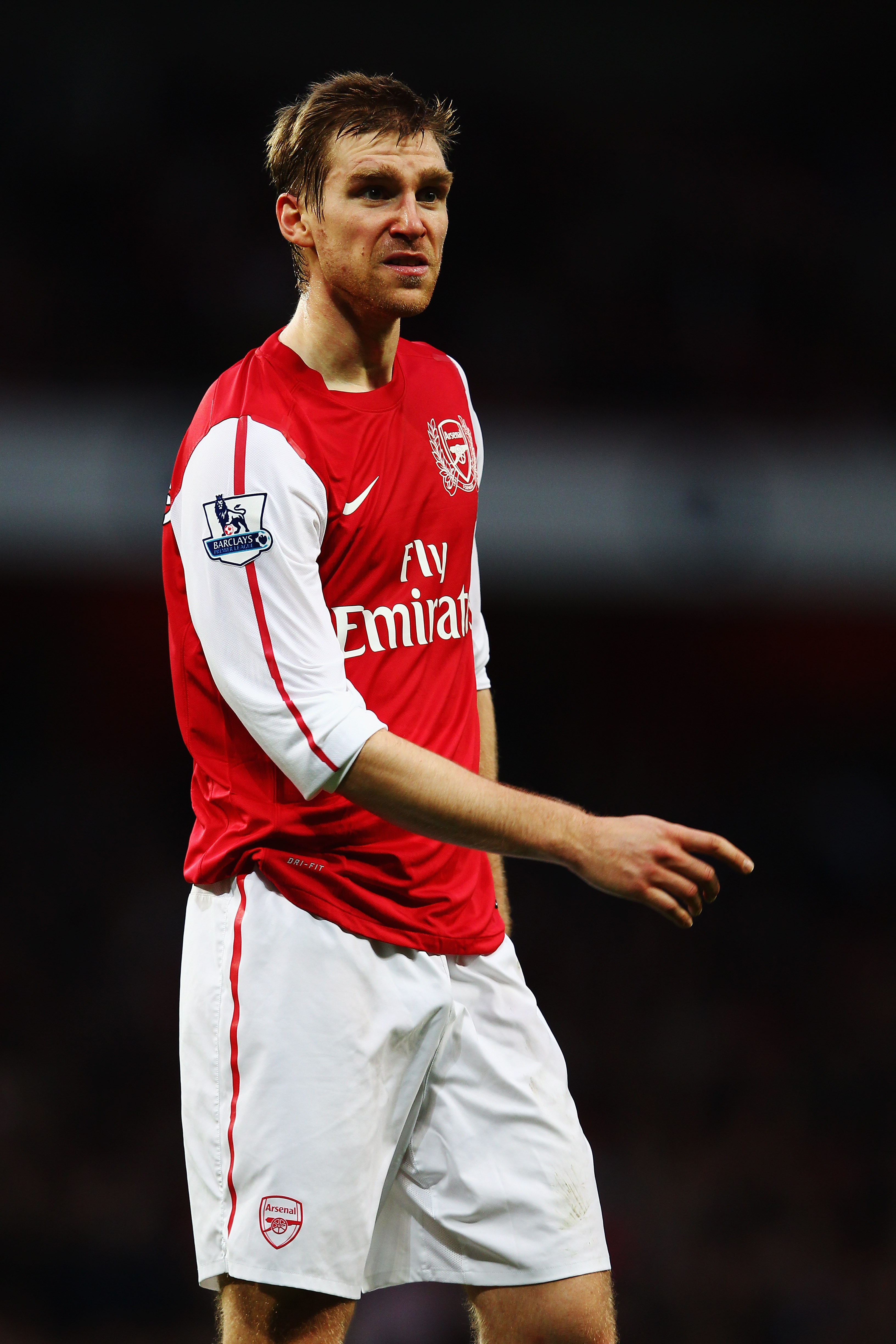Mertesacker flyttade själv till Premier league-klubben Arsenal förra sommaren.