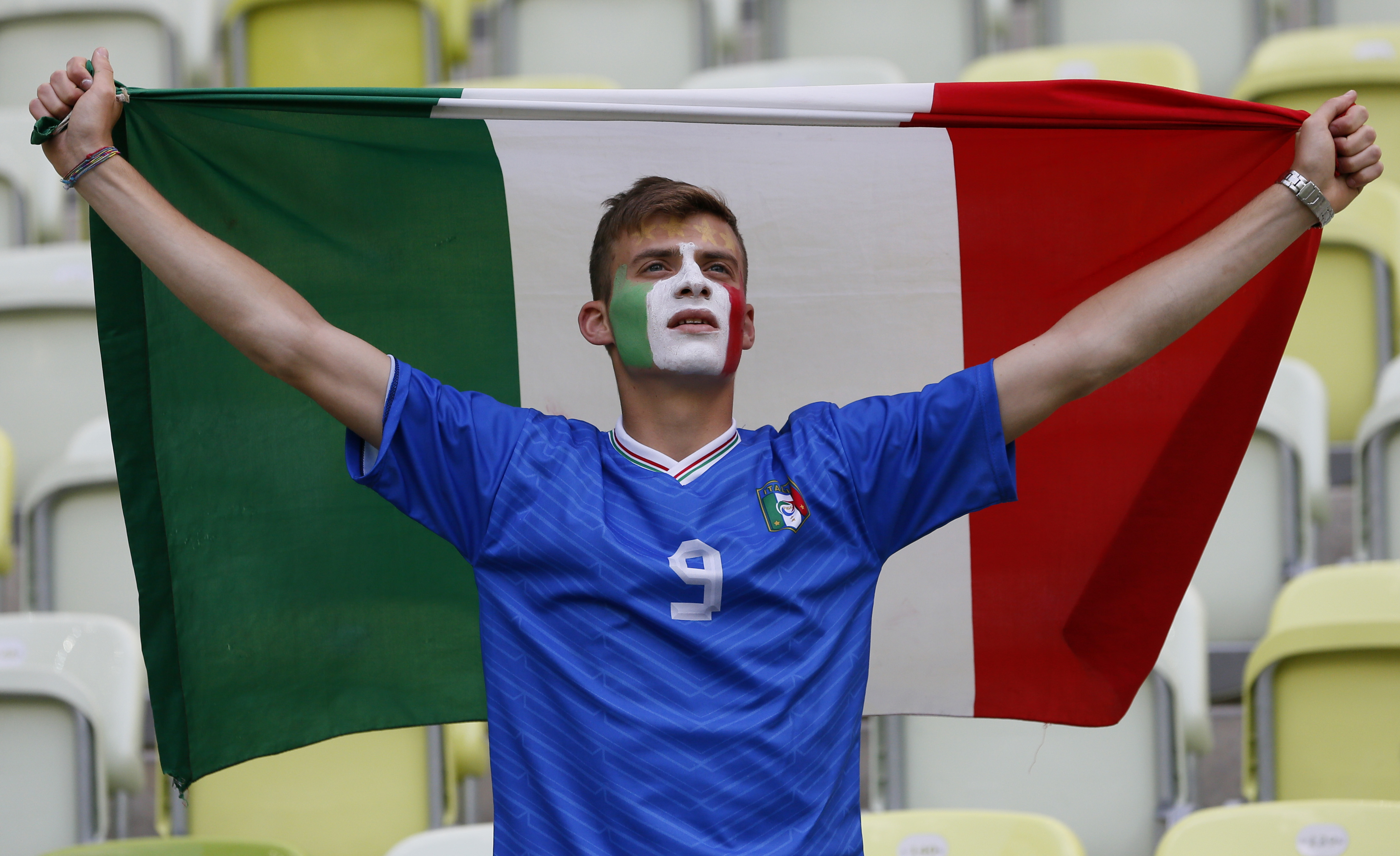 De italienska fansen är inte vana vid att vara underdogs - nu slår dem ur underläge mot Spanien.