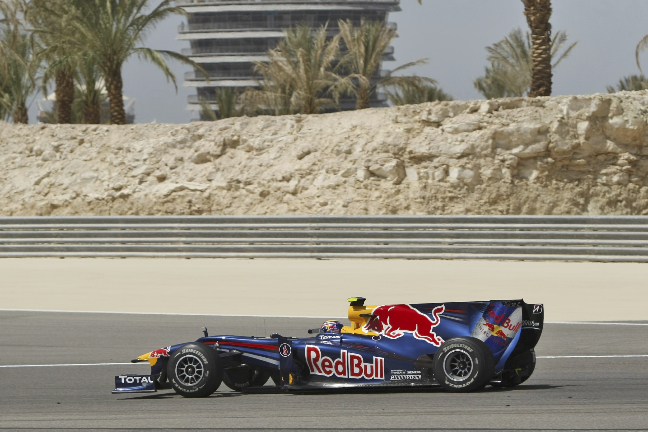 Mark Webber har tillsammans med Sebastian Vettel de snabbaste bilarna, enligt Lewis Hamilton.