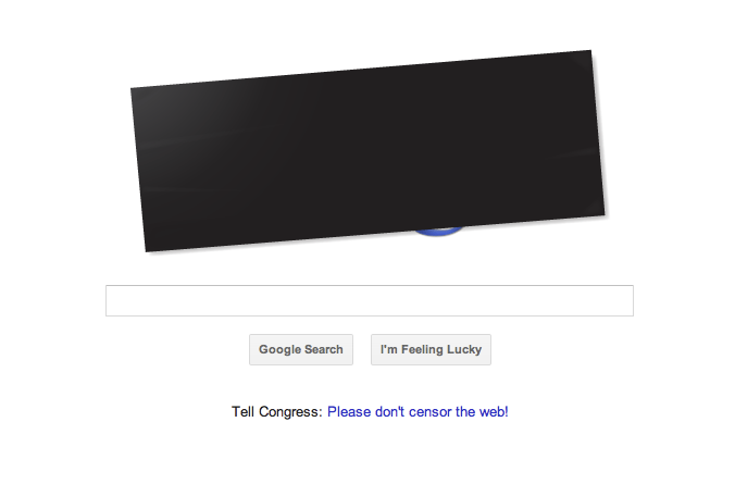 Googles startsida som den ser ut i USA. Loggan är nästan helt övertäckt av svart tejp och under finns en länk där man kan göra sin röst hörd. Googles startsida som den ser ut i USA. Loggan är nästan helt övertäckt av svart tejp och under finns en länk där man kan göra sin röst hörd.