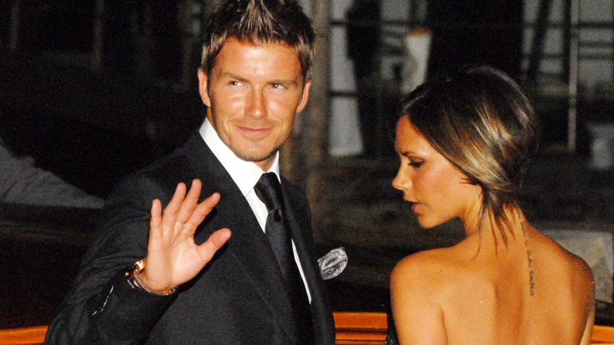 David Beckham och Victoria Beckham gifte sig redan 1999, och är fortfarande gifta. Men deras äktenskap skakades av en saftig otrohetsaffär år 2004.