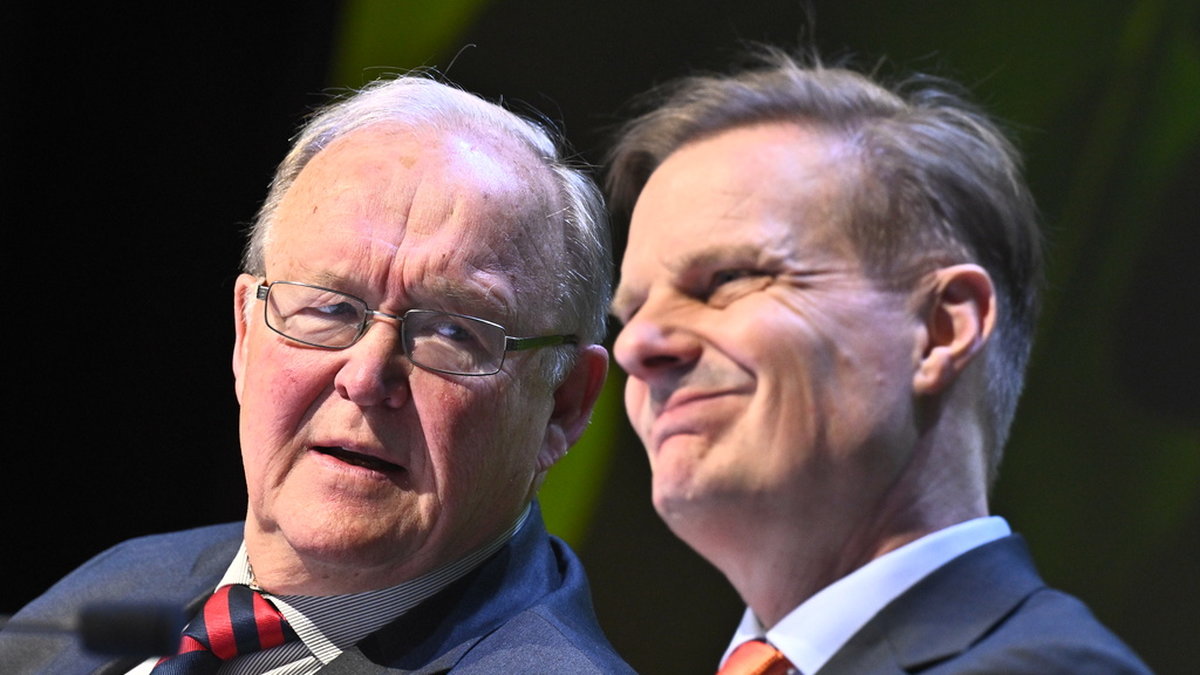 Swedbank höll årsstämma med styrelseordförande Göran Persson och vd Jens Henriksson på Cirkus i Stockholm under tisdagen.