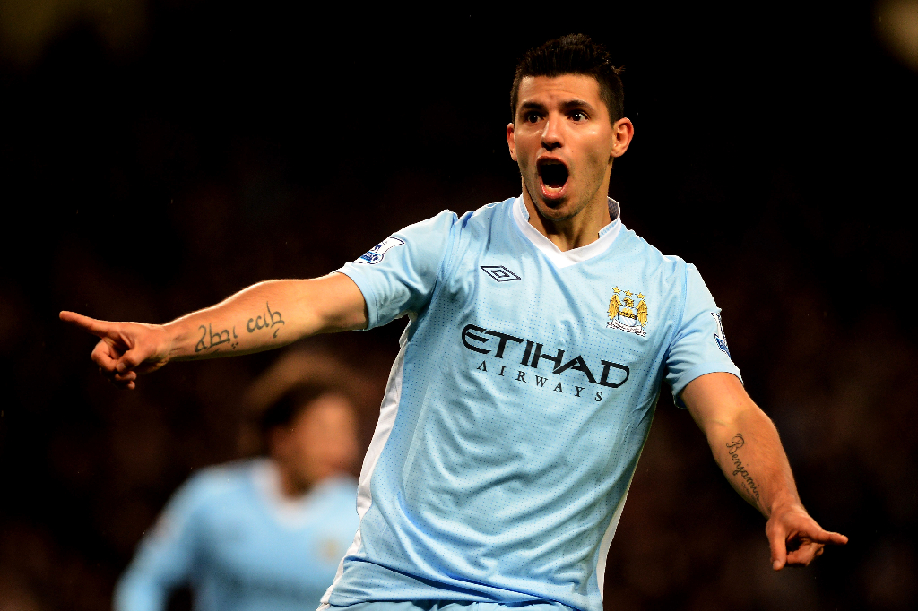 Argentinaren Sergio "Kun" Agüero stod för 1-0 och 2-0 målen. Argentinaren Sergio "Kun" Agüero stod för 1-0 och 2-0 målen.