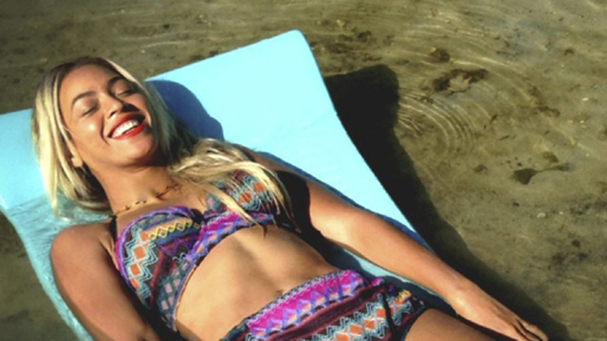 #Beautygoal 4: Beyoncés strandstil. Vi vet nog ingen annan kändis som ser så bekväm och himla lycklig ut i en bikini. 