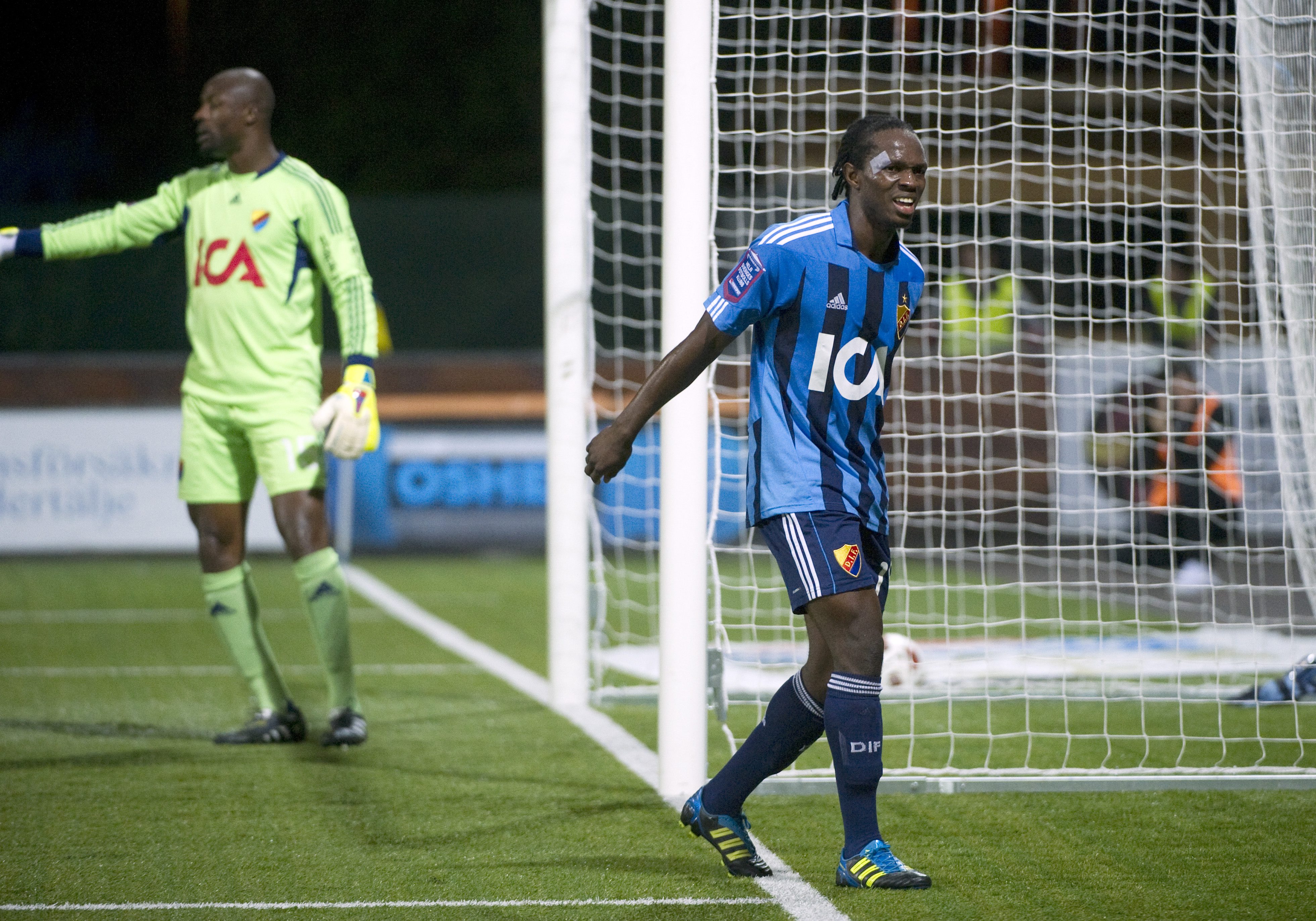 14. Kebba Ceesay, högerback. Betyg: 3/5. En mycket snabb högerback som dock föredrar att spela mittback. Har vissa problem med positionsspelet men hans snabbhet räddar ofta upp det. 14. Kebba Ceesay, högerback. Betyg: 3/5. En mycket snabb högerback som dock föredrar att spela mittback. Har vissa problem med positionsspelet men hans snabbhet räddar ofta upp det.