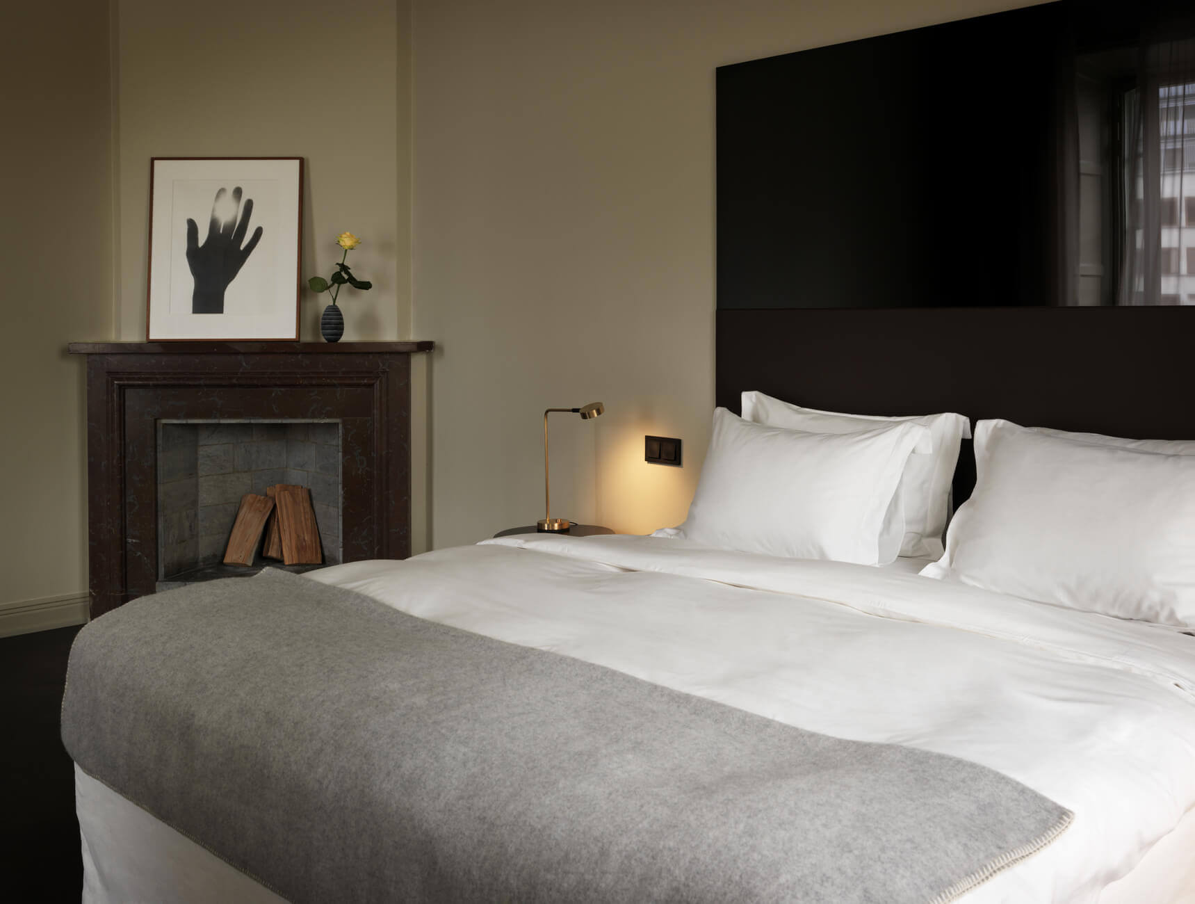 Nobis Hotel, Stockholm. Byggnaden är från 1800-talet och ligger i centrala Stockholm. Hotellet beskrivs som klassiskt och elegant. Genomsnittspris: 2359 kr/natt. Nobis Hotel, Stockholm. Byggnaden är från 1800-talet och ligger i centrala Stockholm. Hotellet beskrivs som klassiskt och elegant. Genomsnittspris: 2359 kr/natt.