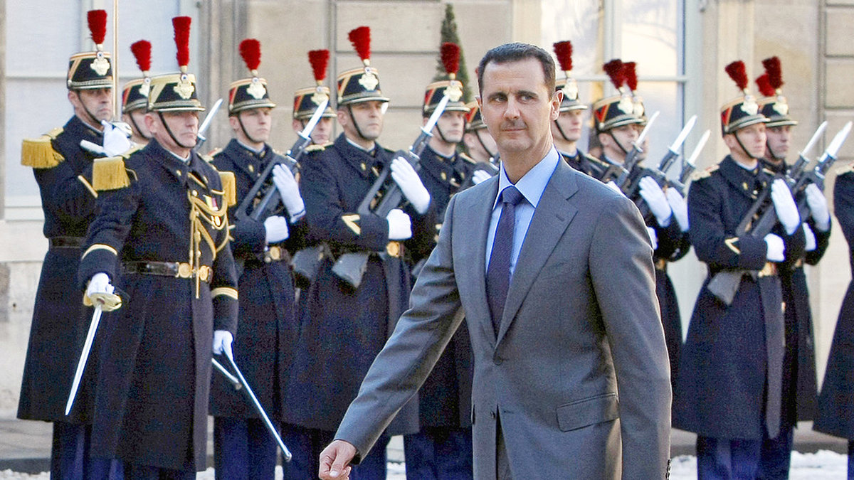 Däremot är det omöjligt att vara kritisk mot regeringen i sådana kanaler. Här president Bashar al-Assad.