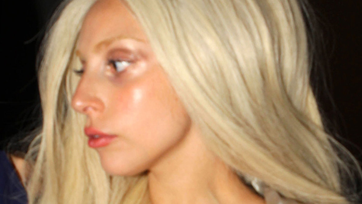 Lady Gagas läppar har fått lite extra plut. 