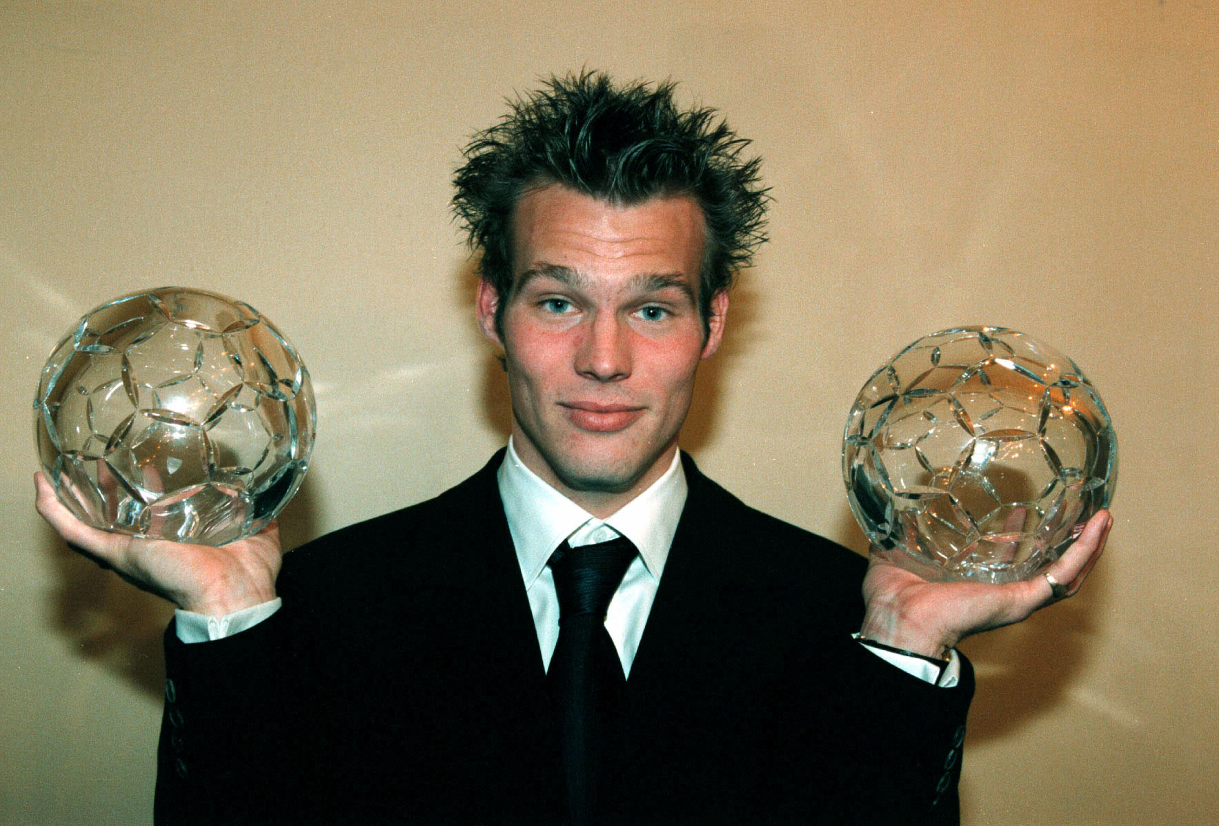 Ljungberg vann pris som årets mittfältare sex gånger. Ljungberg vann pris som årets mittfältare sex gånger.