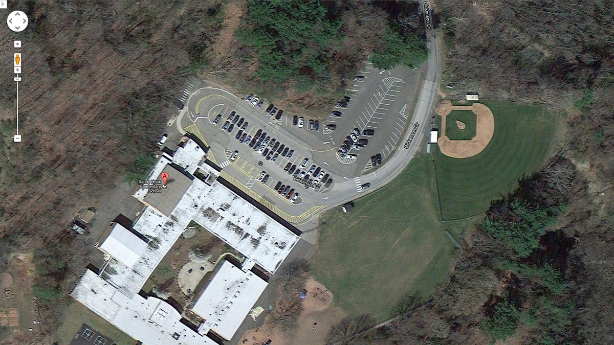 Skolskjutningen ägde rum på mellanstadieskolan i Connecticut.