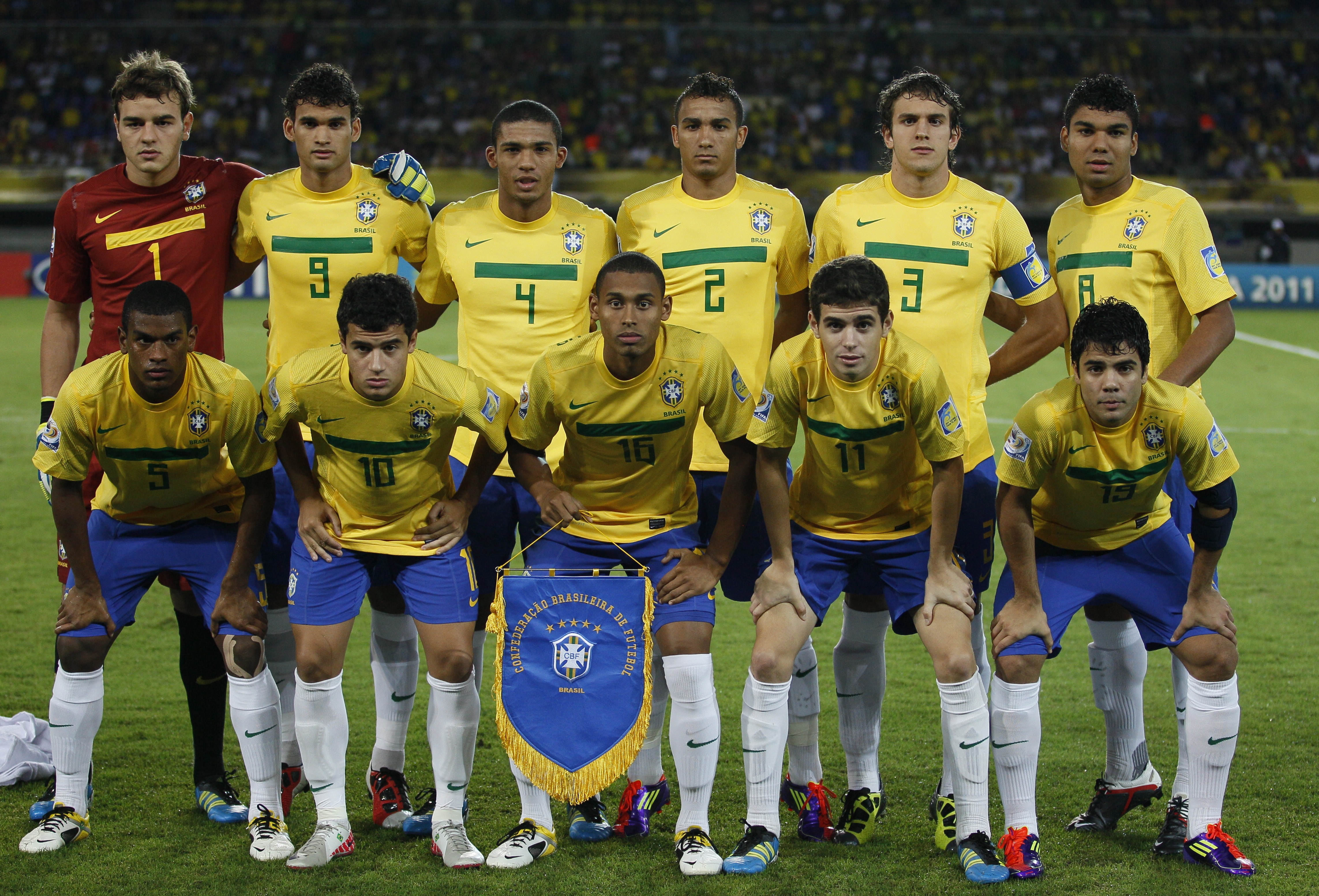 Brasilien har chansen att ta hem U20-VM natten till söndag.