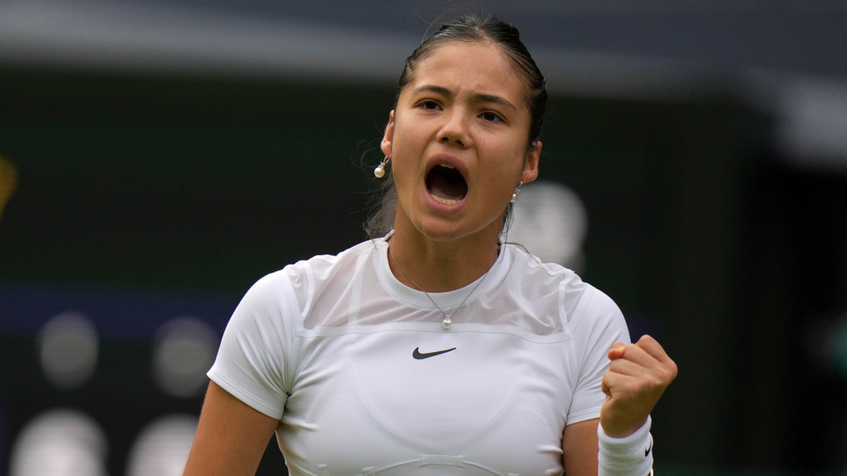 Emma Raducanu, Storbritannien, är utslagen ur Wimbledon.