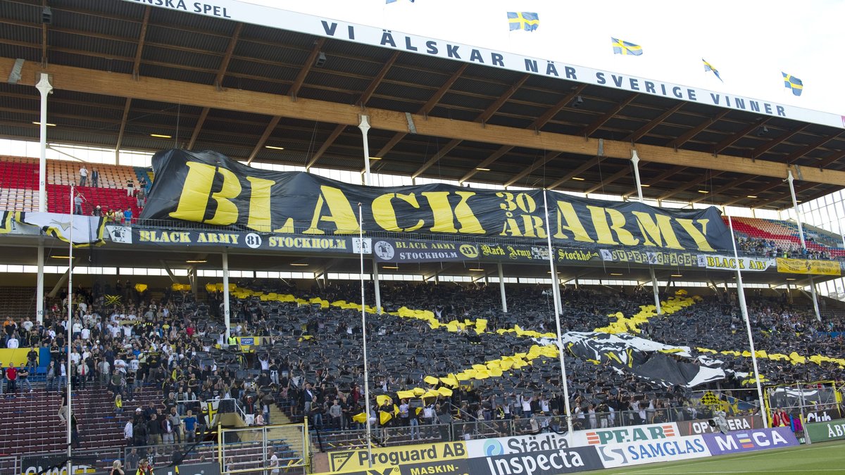 Totalt räknar man med att drygt 1000 AIK-fans kommer att vara på plats i Neapel.