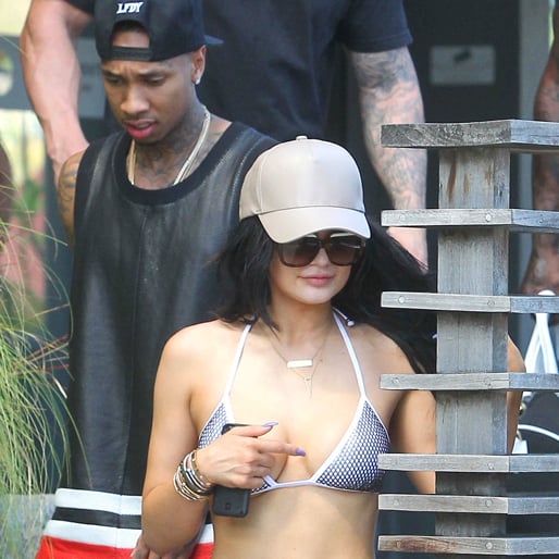 Tyga rappade nyligen om sitt sexliv med Kylie. Tyga rappade nyligen om sitt sexliv med Kylie.