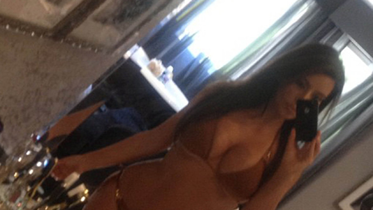Kim i bikini år 2012.