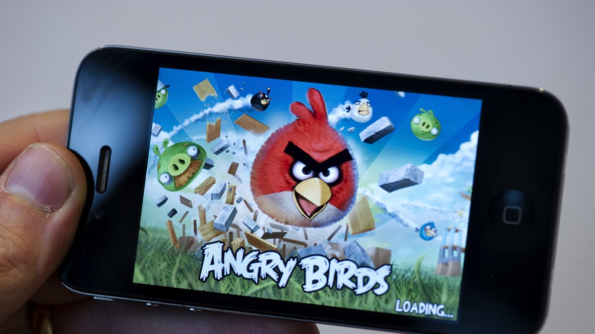 Spelet Angry Birds har blivit populärt bland unga och äldre. 