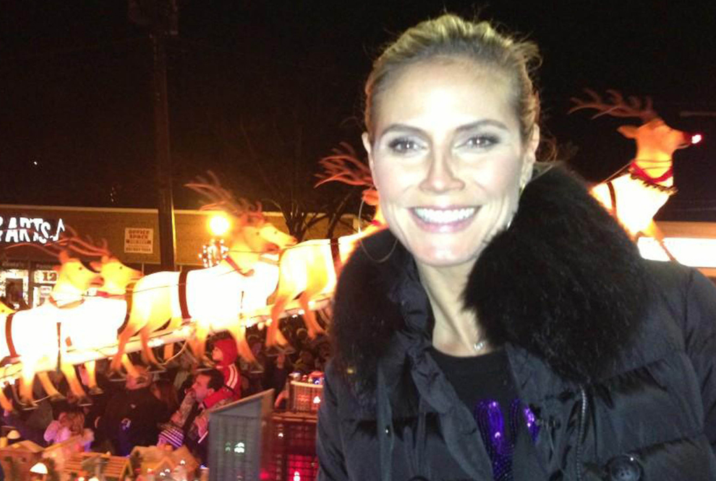 Heidi Klum är i sjunde himlen. Heidi Klum är i sjunde himlen.