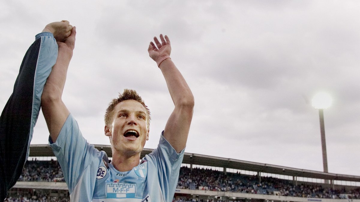 2. Markus Rosenberg från Malmö FF till Ajax för 45 miljoner kronor 2005. 