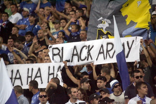 Även AIK-fansen kritiseras.
