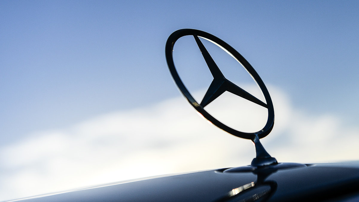 Mercedes återkallar 341 000 bilar på grund av brandrisk. Arkivbild.