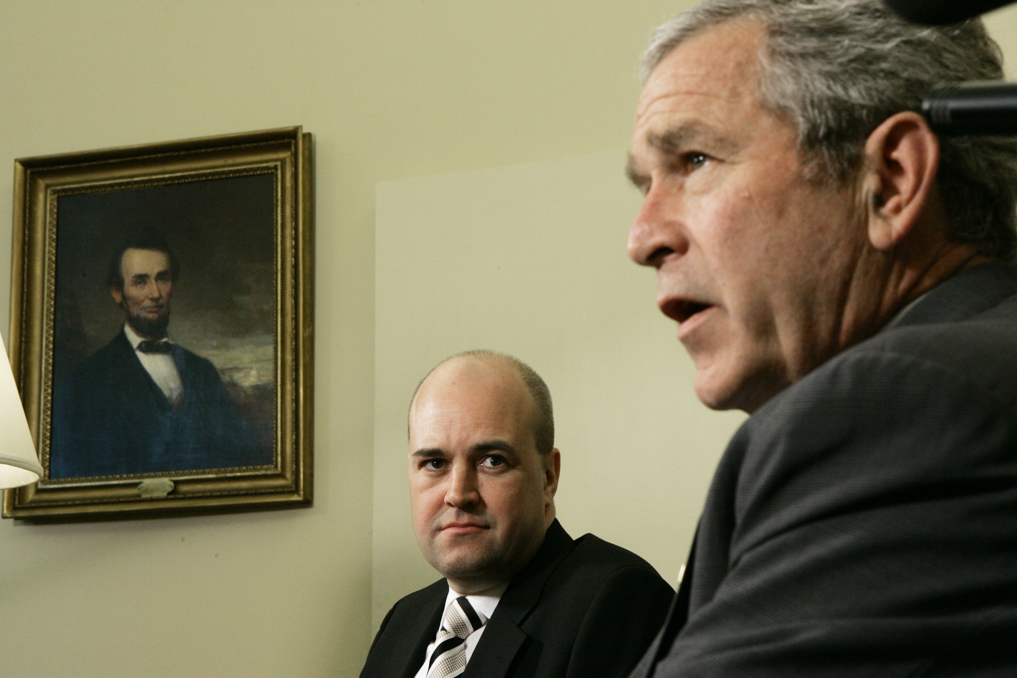 Statsminister Fredrik Reinfeldt (m) på besök hos dåvarande president George W Bush i Vita huset.