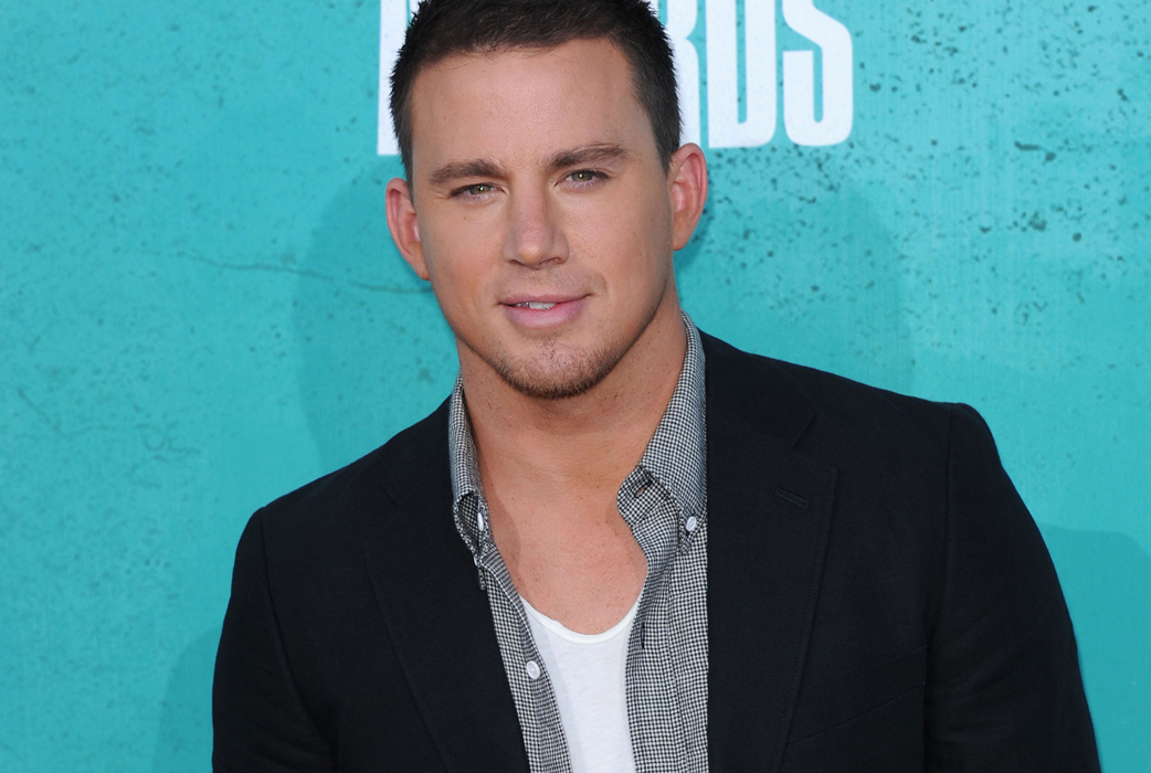 10. Channing Tatum, 32, har med all rätt blivit listad som en av världens sexigaste män i flera år. Till våren kommer vi se honom som millitär i filmen G.I Joe: Retaliation. Män i uniform, mums! 10. Channing Tatum, 32, har med all rätt blivit listad som en av världens sexigaste män i flera år. Till våren kommer vi se honom som millitär i filmen G.I Joe: Retaliation. Män i uniform, mums!