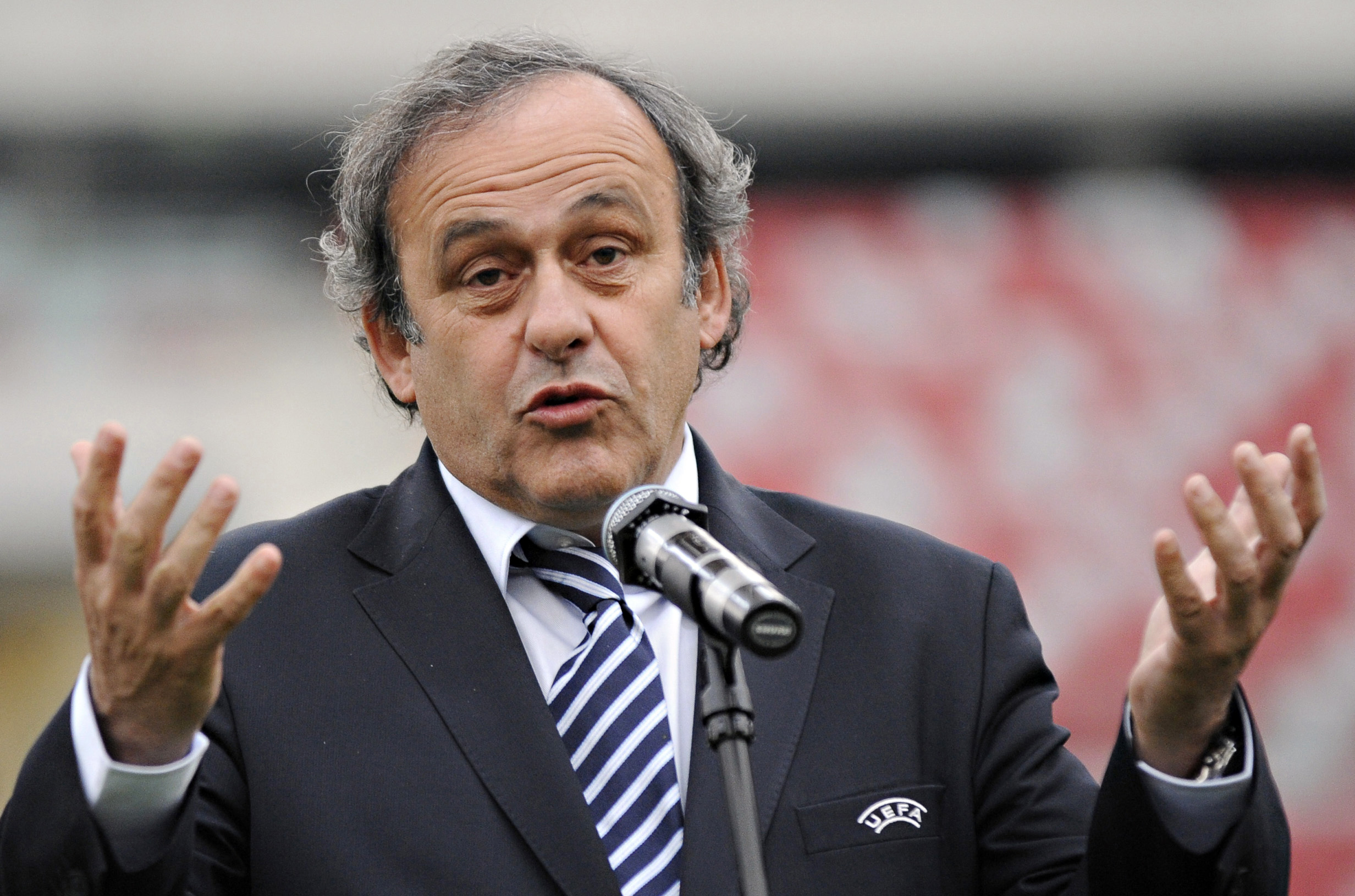 Även Uefa-basen Michel Platini har försökt stävja rasismen. 