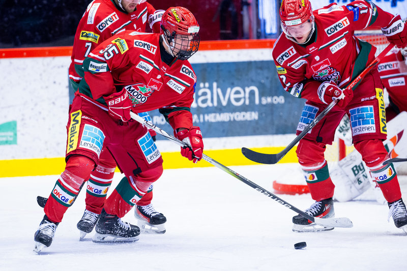 Modos Lucas Pettersson är en av svenskarna som rankas högst inför draften. Arkivbild.