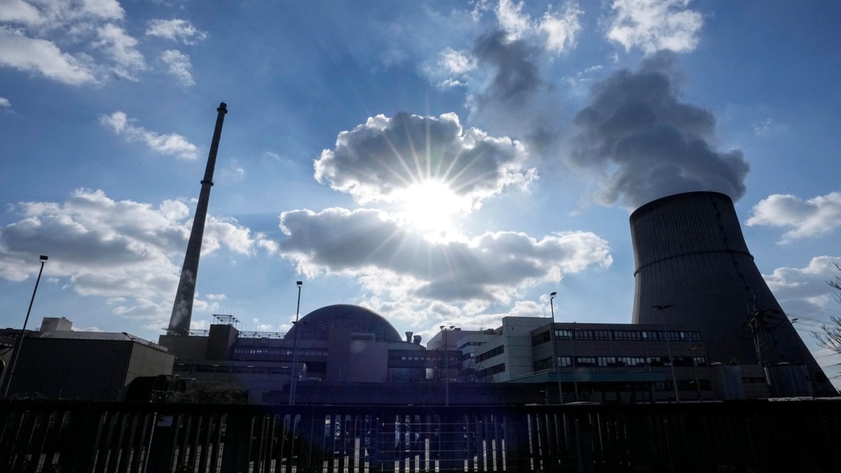 Kärnkraftverket Emsland i norra Tyskland är ett av de tre sista i landet och stängs på lördagen. Arkivbild.