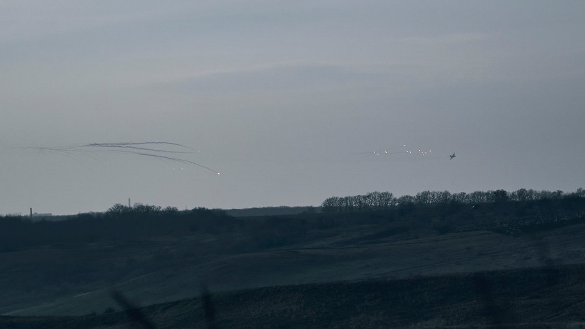 Ett lågt flygande stridsflygplan i närheten av Bachmut i slutet av november.