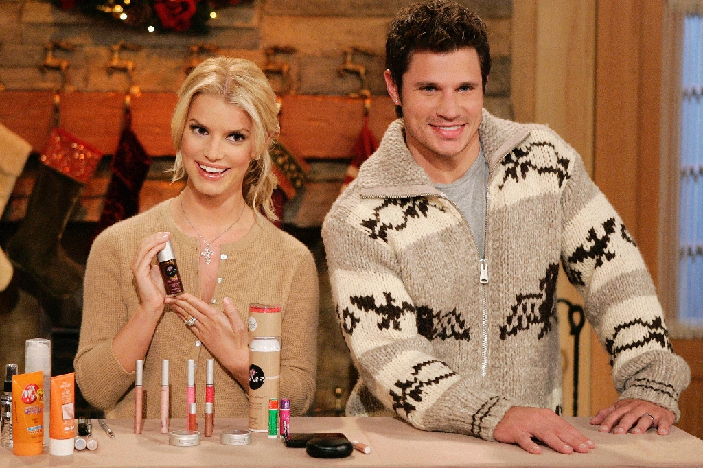Jessica Simpson och Nick Lachey försökte sig mellan 2003 och 2005 på en karriär som realitystjärnor i “Newlyweds: Nick and Jessica”.
Jessica Simpson och Nick Lachey försökte sig mellan 2003 och 2005 på en karriär som realitystjärnor i “Newlyweds: Nick and Jessica”.