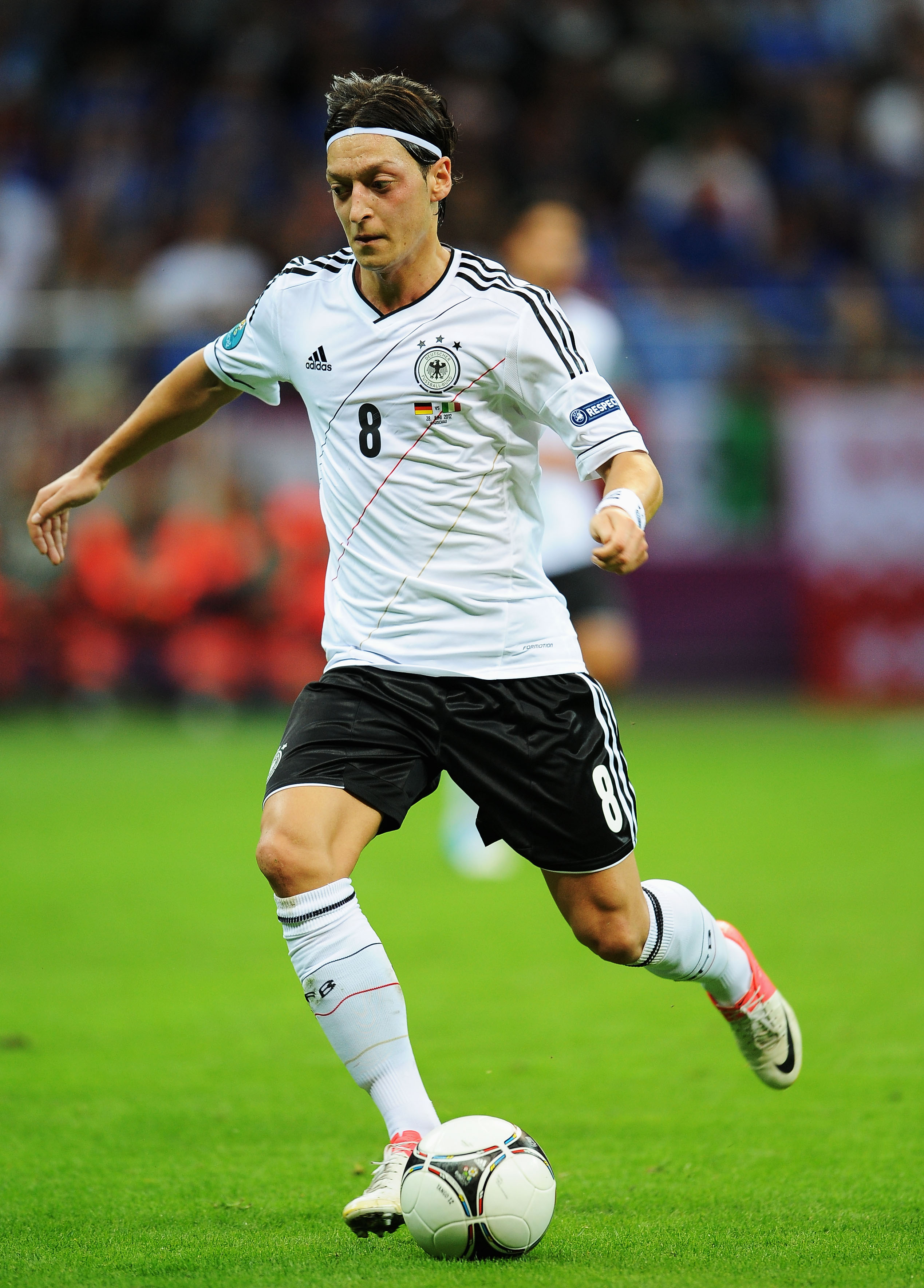 Mesut Özil, Tyskland.