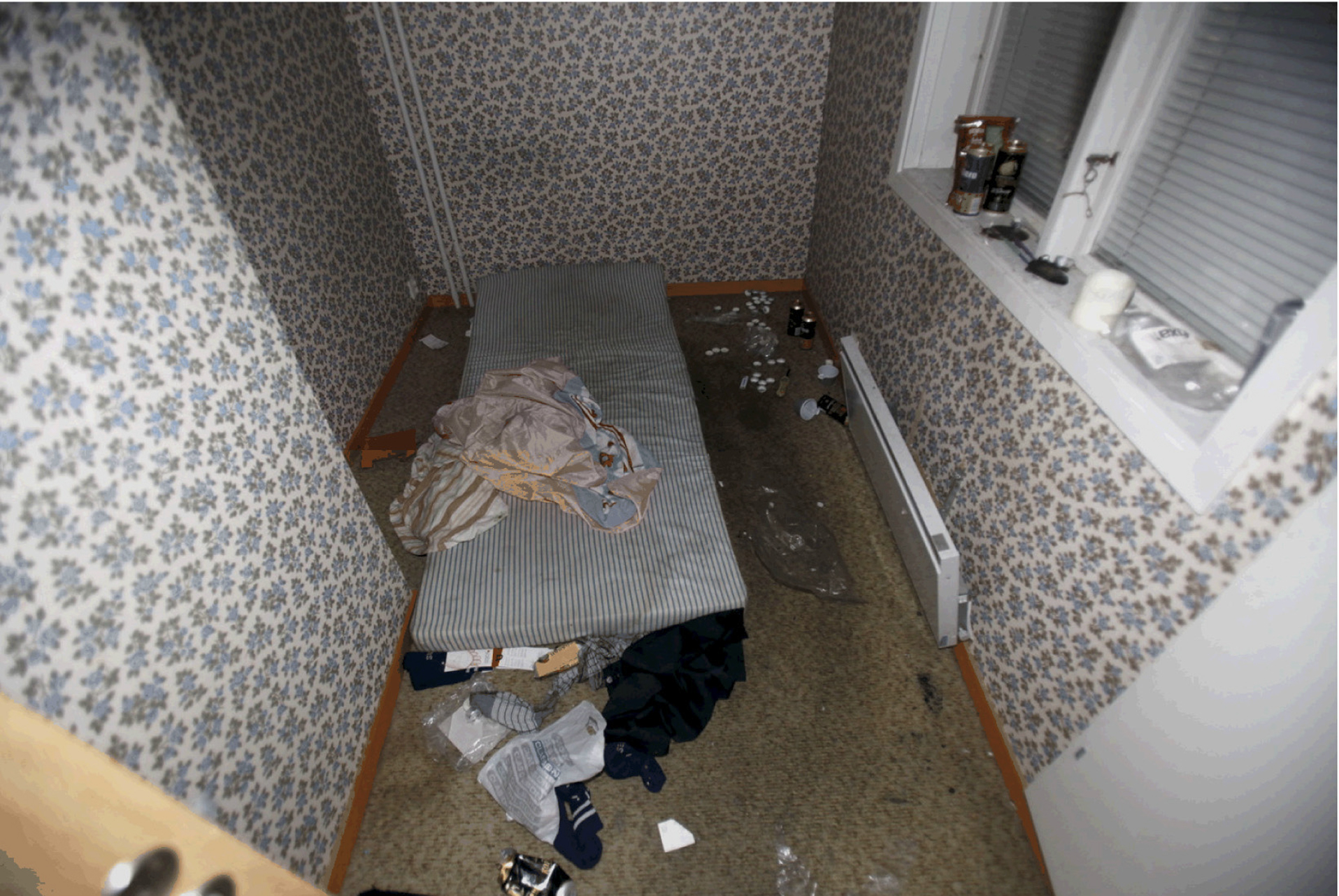 Elias Vecalius hävdar att bortförandet var en svensexa. På bilden rummet där 25-åringen hölls fångad.