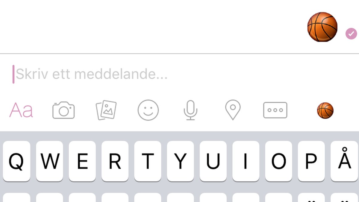 Uppdatera till senaste Messenger och skicka en basketbolls-emoji i chatten.