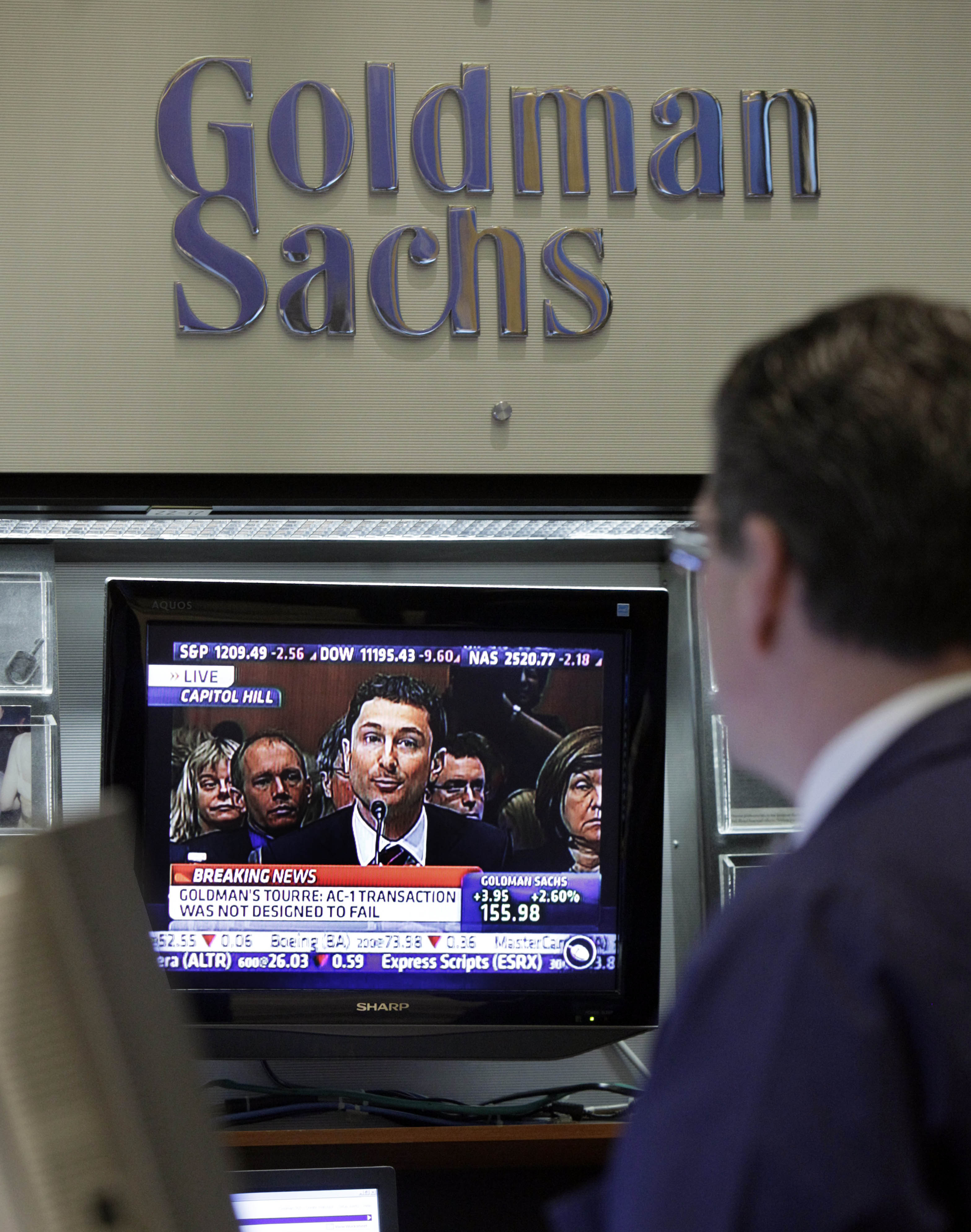 Den kontroversiella bankjätten Goldman Sachs kan bli nästa mål för Wikileaks.